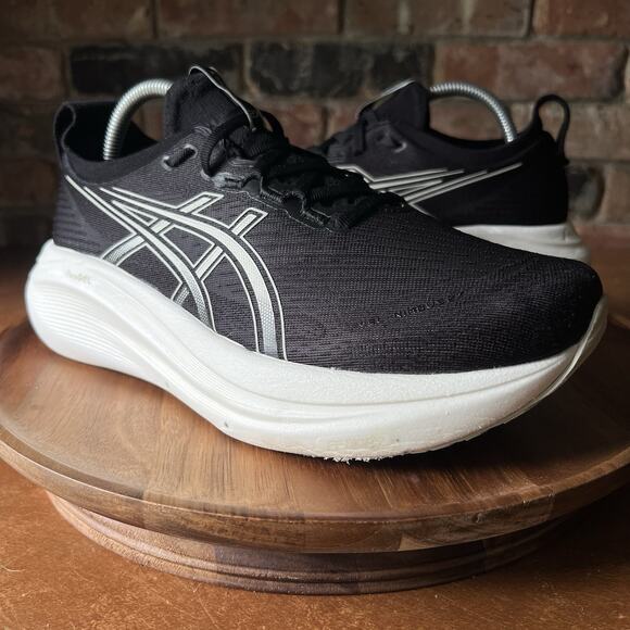 Asics Gel Nimbus 27 Cushioned Black Road Running Shoes Sneakers Women's 9.5 Wide - Picture 2 of 16